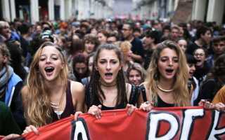 В Италии студенты митингуют против сокращения финансирования вузов