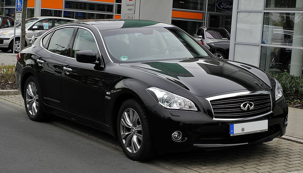Infiniti M35h